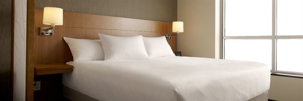 Hyatt Place Шарлотсвилл Экстерьер фото